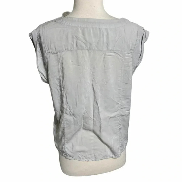 Stitch &‎ Soul M gray BOHO feather tassels short sleeve top - Picture 3 of 6